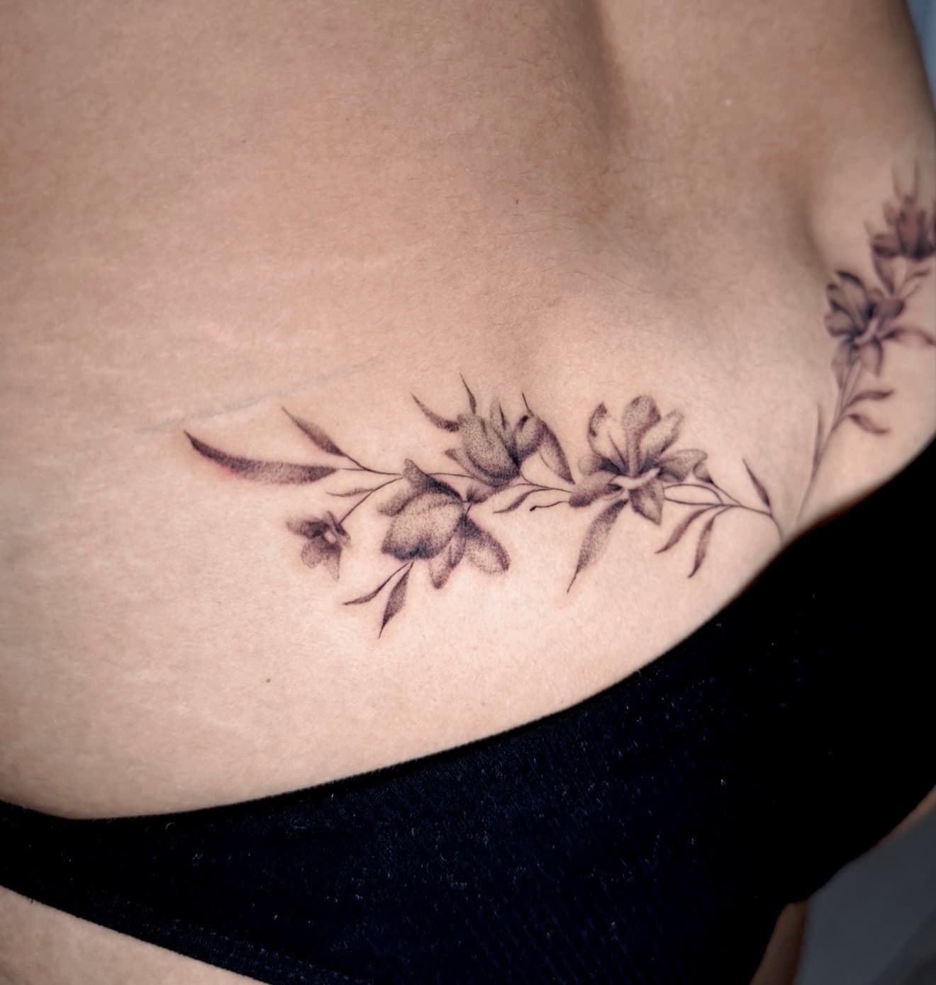 Tatouage par Nanika, tatoueur à Saint-Denis